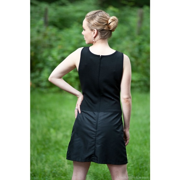 Vintage Anne Klein 90s Y2K Black Wool Mini Dress - Picture 4 of 5